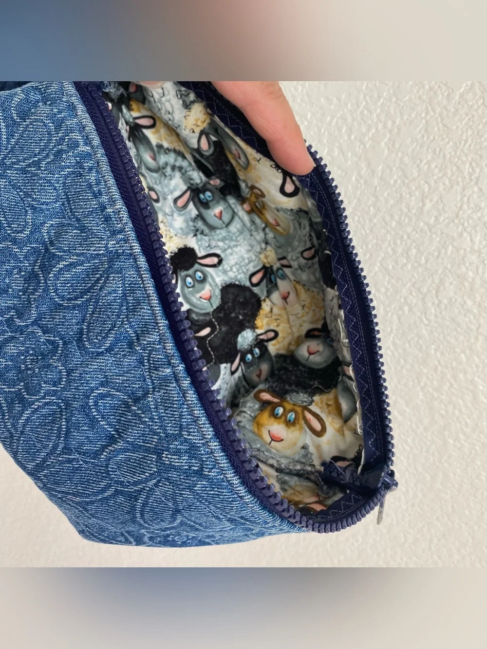 Homemade hobby triangle zipper fabric pouch floral shell with sheep lining